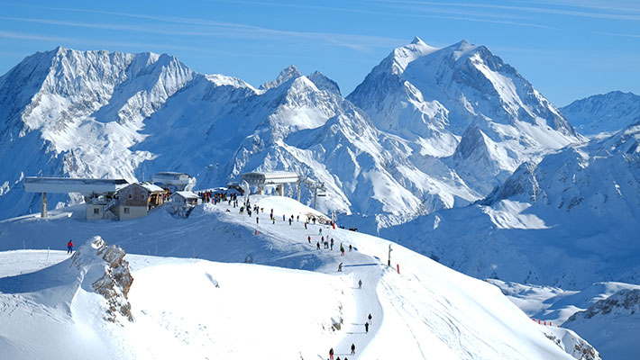 Skiing in the 3 Valleys